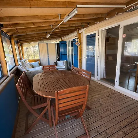 Mobil-home Avec Grande Terrasse Couverte *