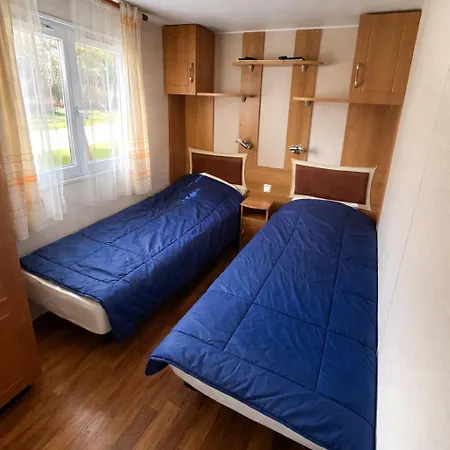 Mobil-home Avec Grande Terrasse Couverte