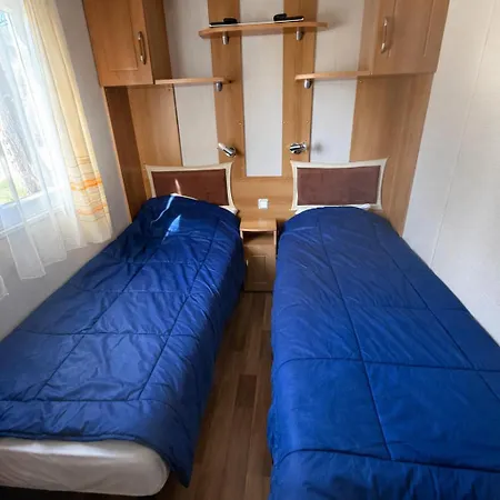 Mobil-home Avec Grande Terrasse Couverte Camping Hourtin